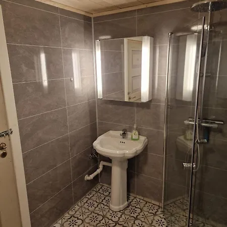 Apartment Quiet, Airy 3-room In The Center